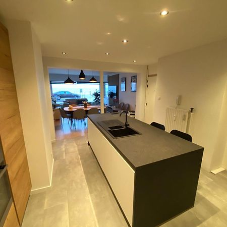 Spacious Apartment With Sea View Oostende Exterior foto