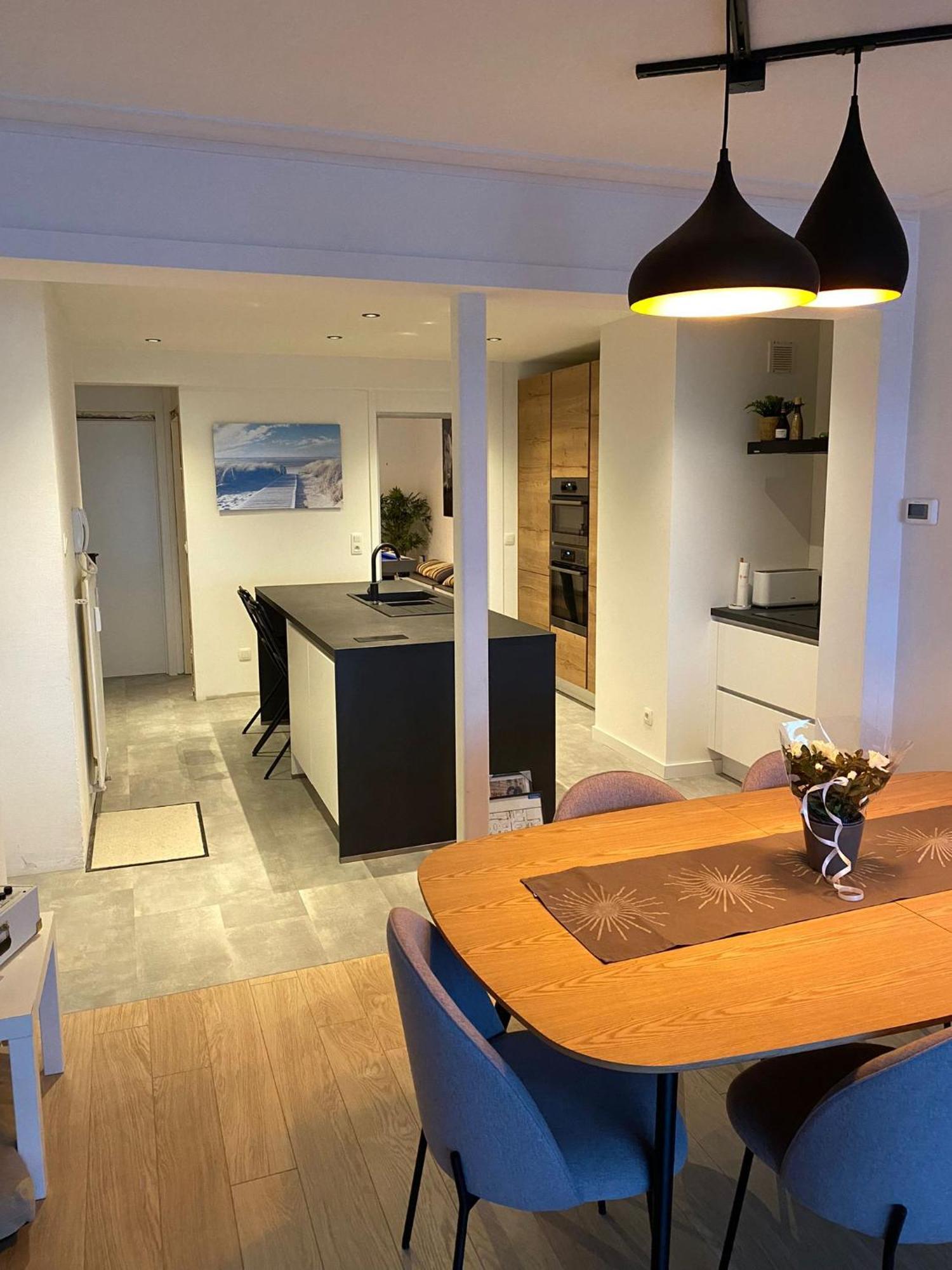 Spacious Apartment With Sea View Oostende Exterior foto